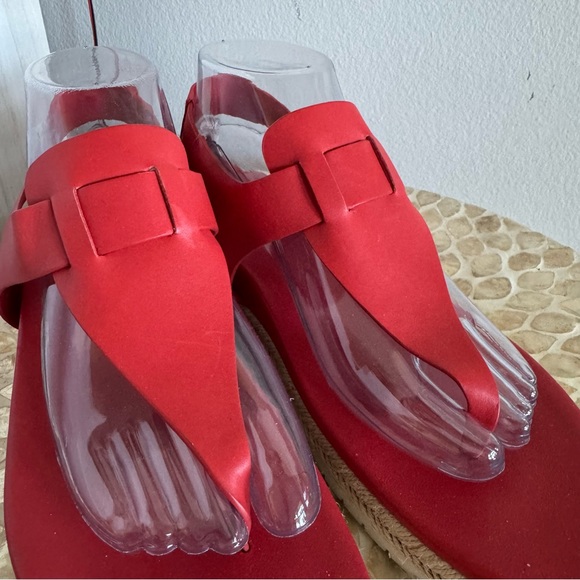 Vince Red Flint Platform Thong Espadrille Leather
 Sandals size 9M - Picture 4 of 9